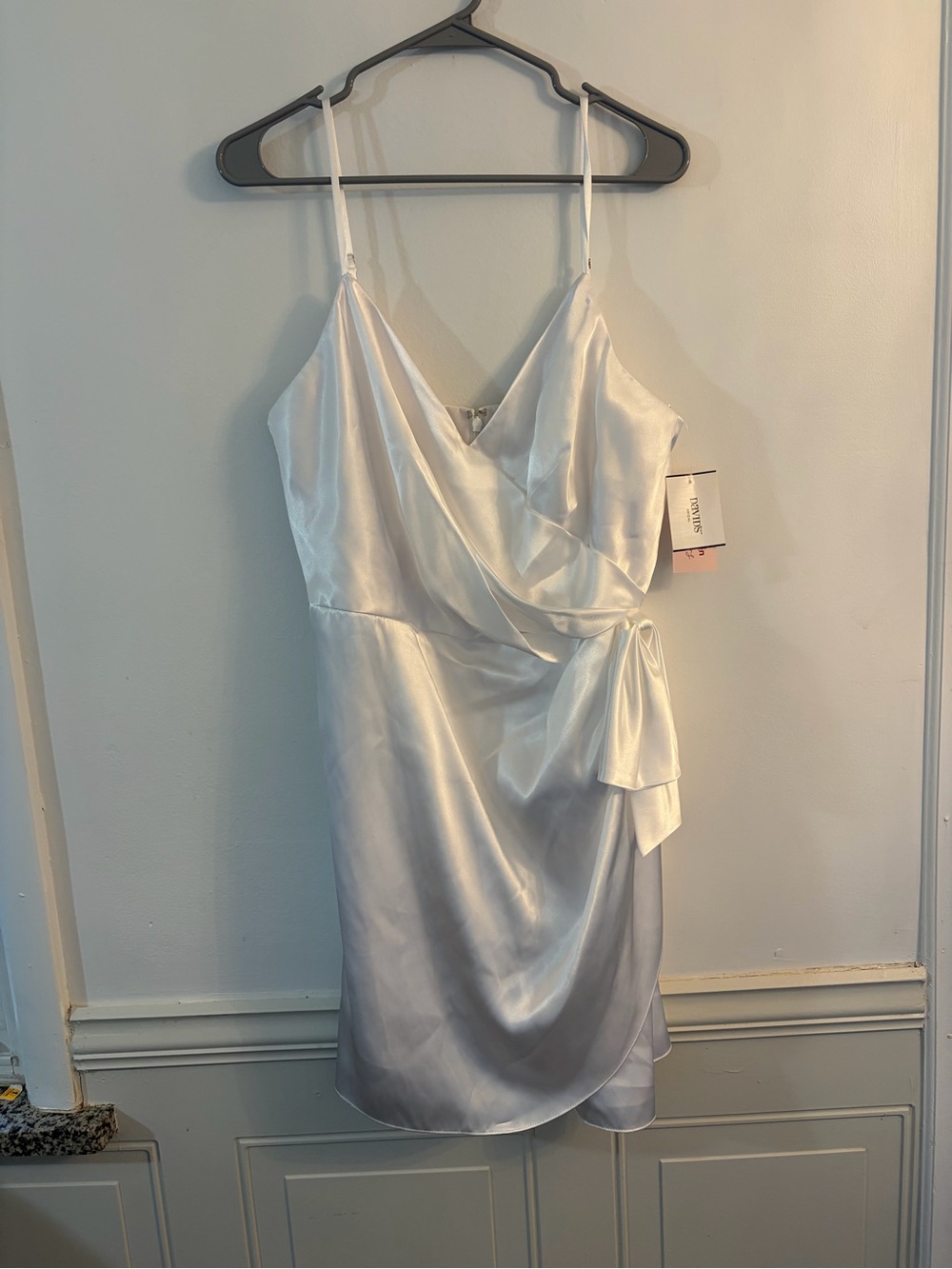 David’s Bridal White Satin Wrap Mini Dress | Size 16